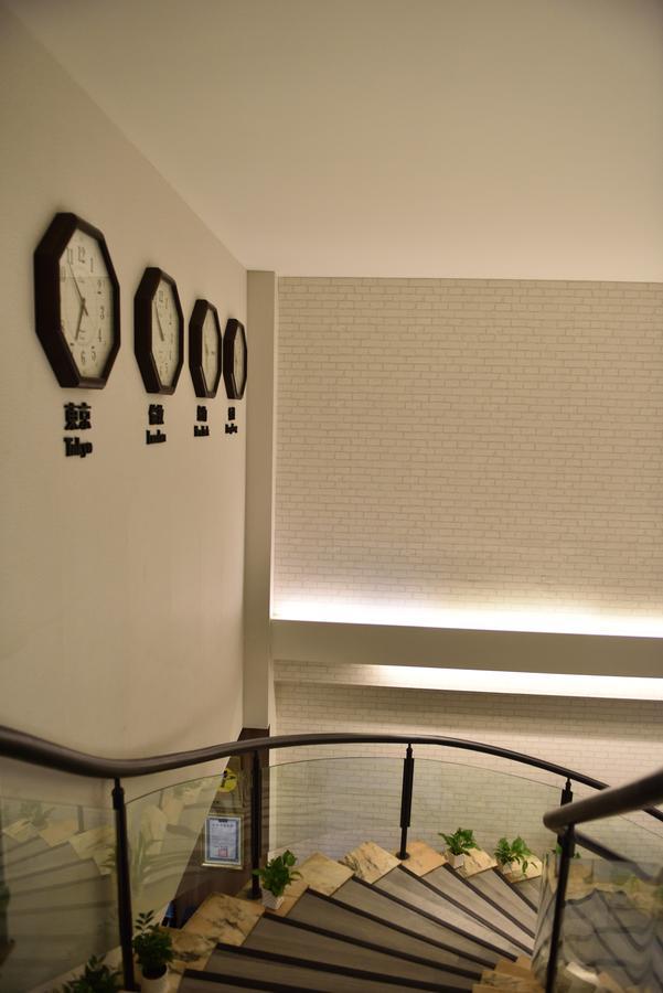 Ching She Hotel Tainan Extérieur photo