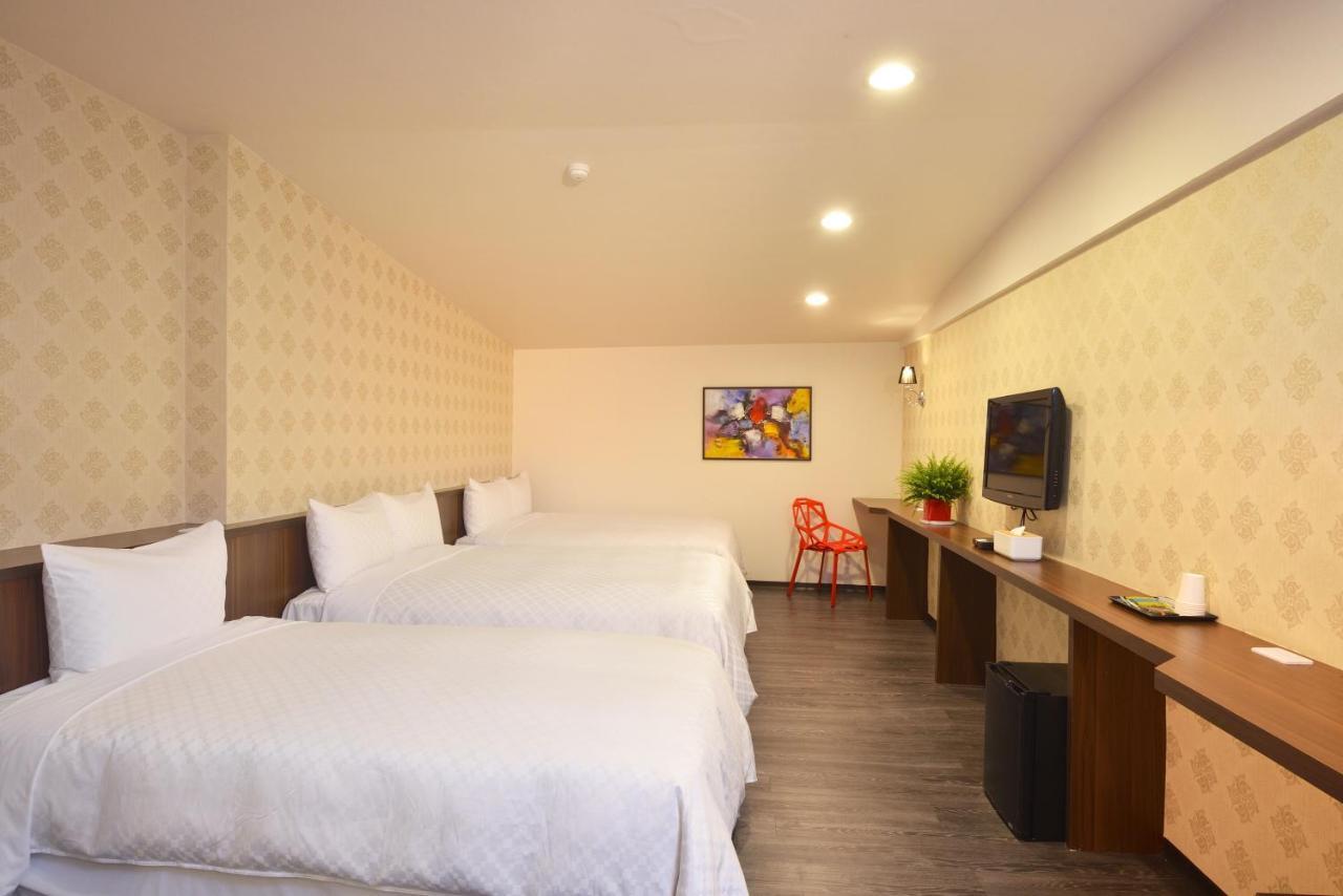 Ching She Hotel Tainan Extérieur photo
