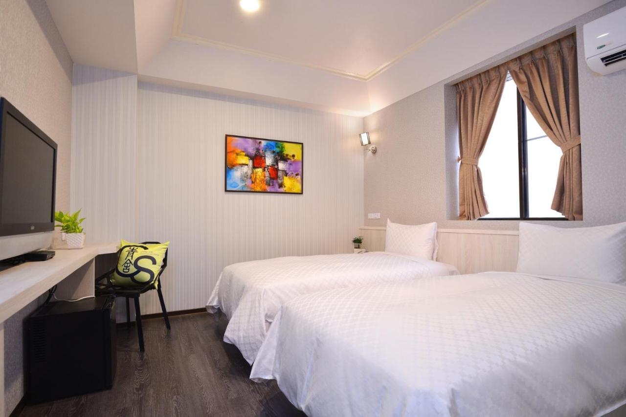 Ching She Hotel Tainan Extérieur photo
